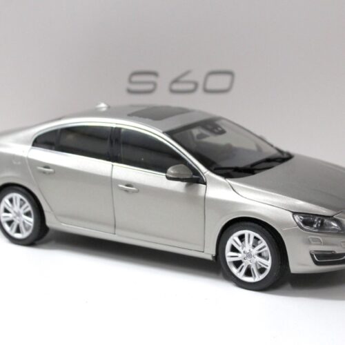 1:18 Motor City Classics Volvo S60 Sedan Seashell 2015