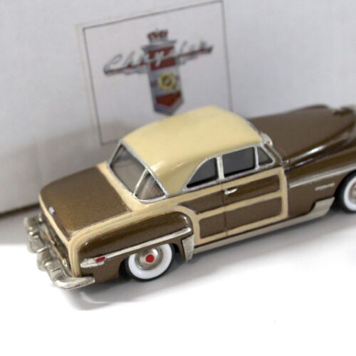1:43 Mascot Models Chrysler Town & Country 2 Door Coupe 1949 beige/ brown