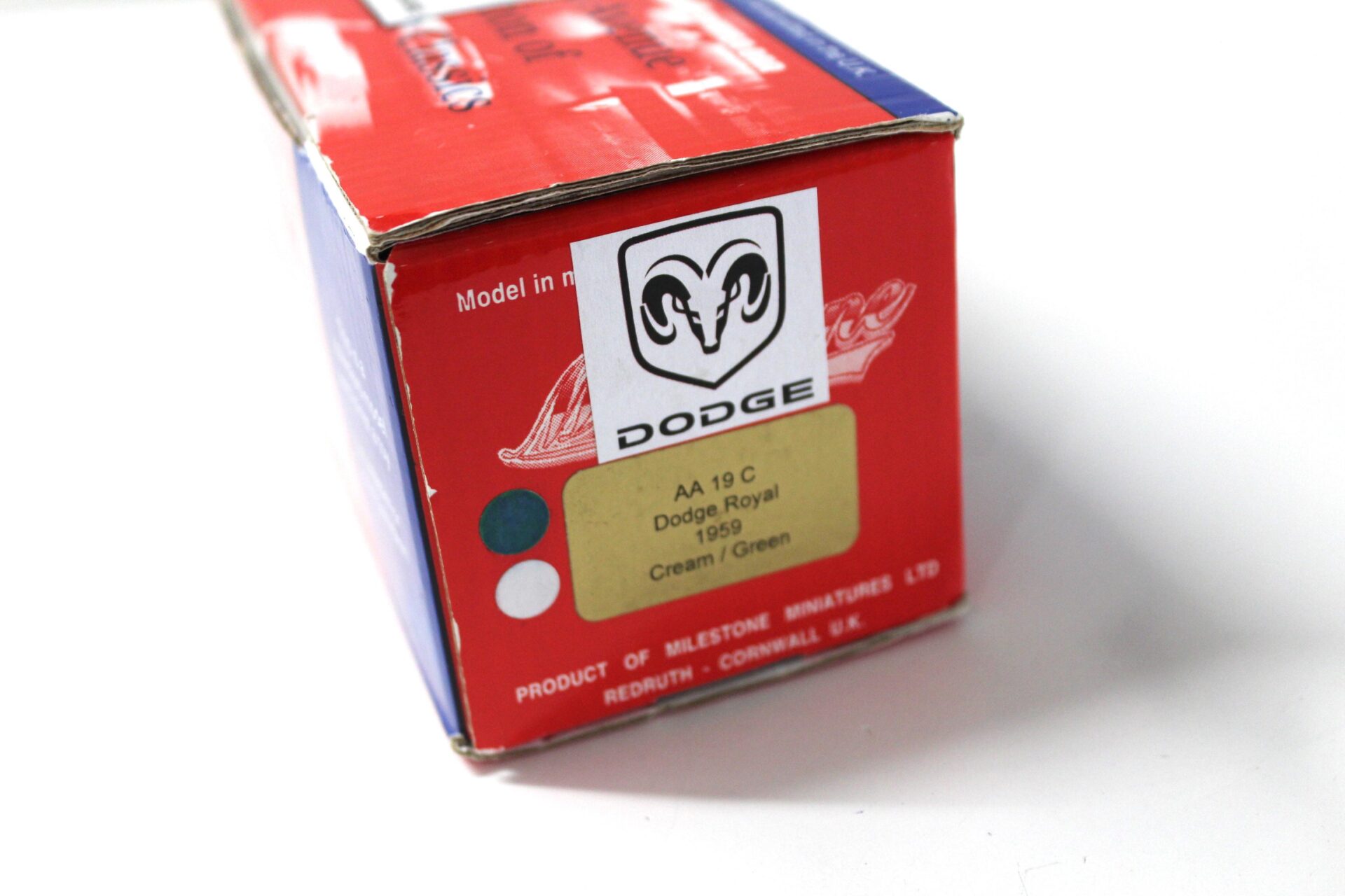 1:43 43rd Avenue 1959 Dodge Royal Hardtop beige/ green
