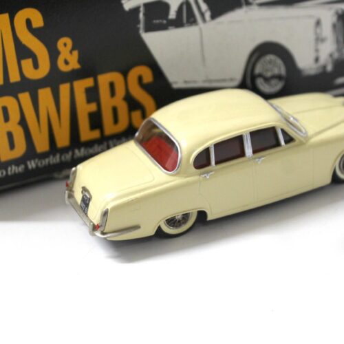1:43 GEMS & COBWEBS 1963-1970 Jaguar S-Type Saloon Wire wheel beige