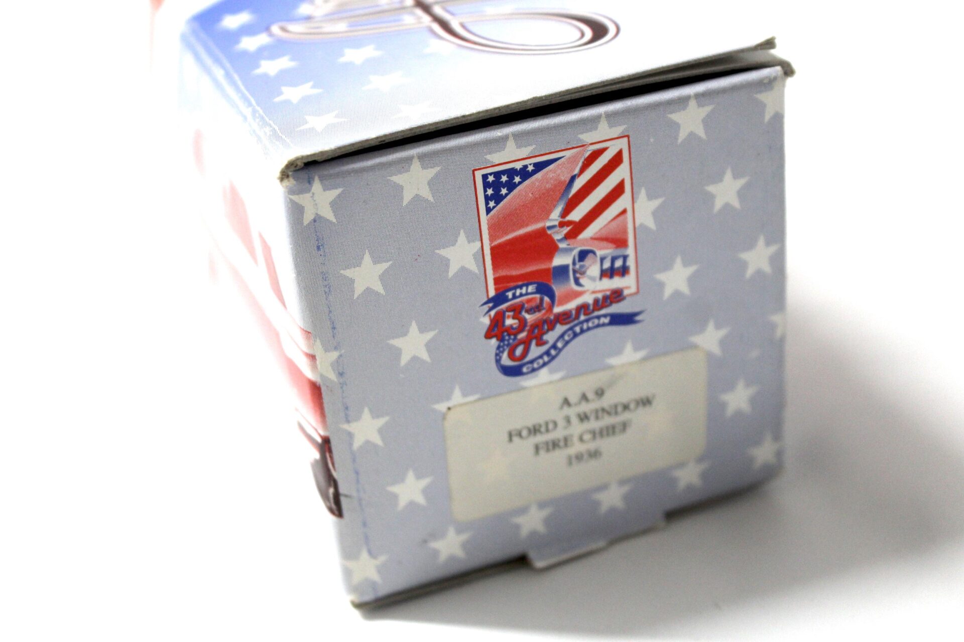 1:43 American Classics 43rd Avenue 1936 Ford 3 Window Fire Chief red