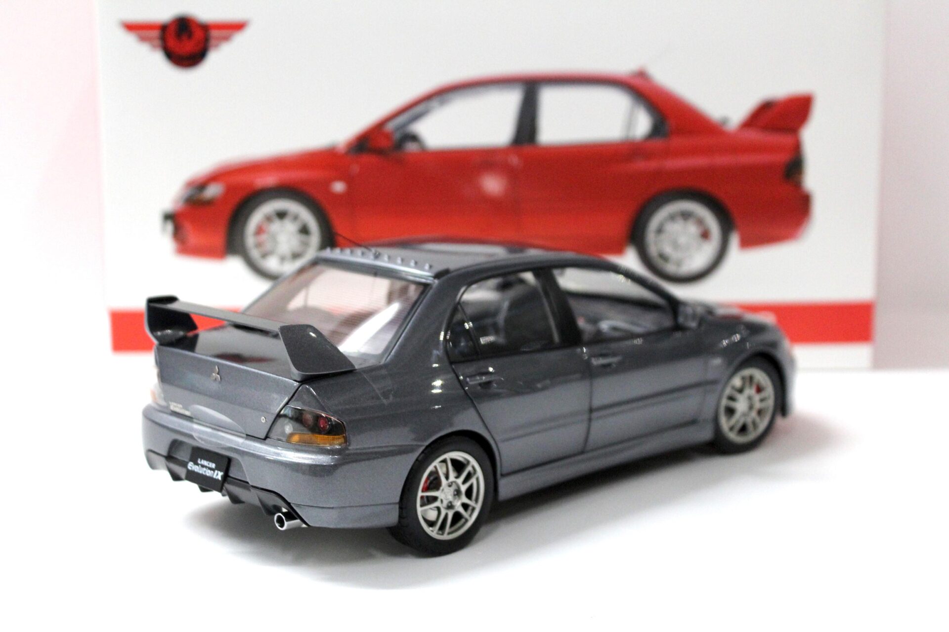 1:18 Kyosho SUPER A Mitsubishi Lancer Evolution IX GSR grey metallic