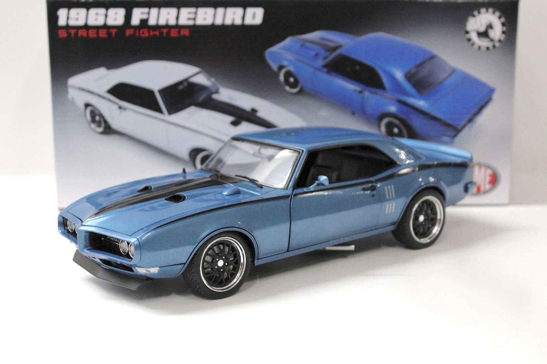 ID 53513 orig.jpg 1:18 ACME 1968 Pontiac Firebird Street Fighter Lucerne blue