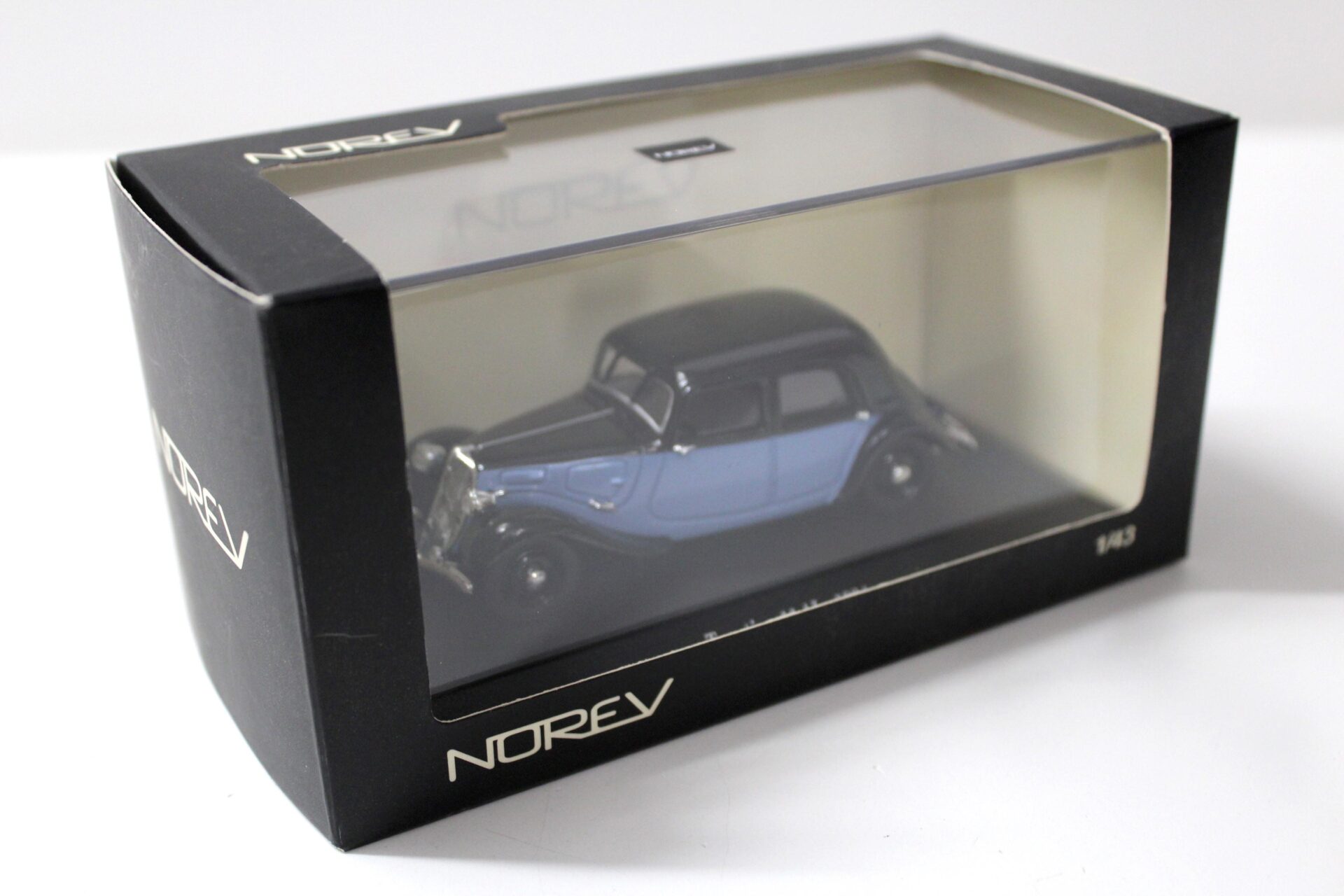 1:43 Norev Citroen Traction 11 AL - 1934 blue/ dark blue