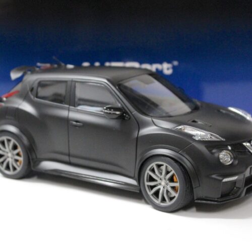 1:18 AUTOart Nissan Juke R 2.0 matt black 2016