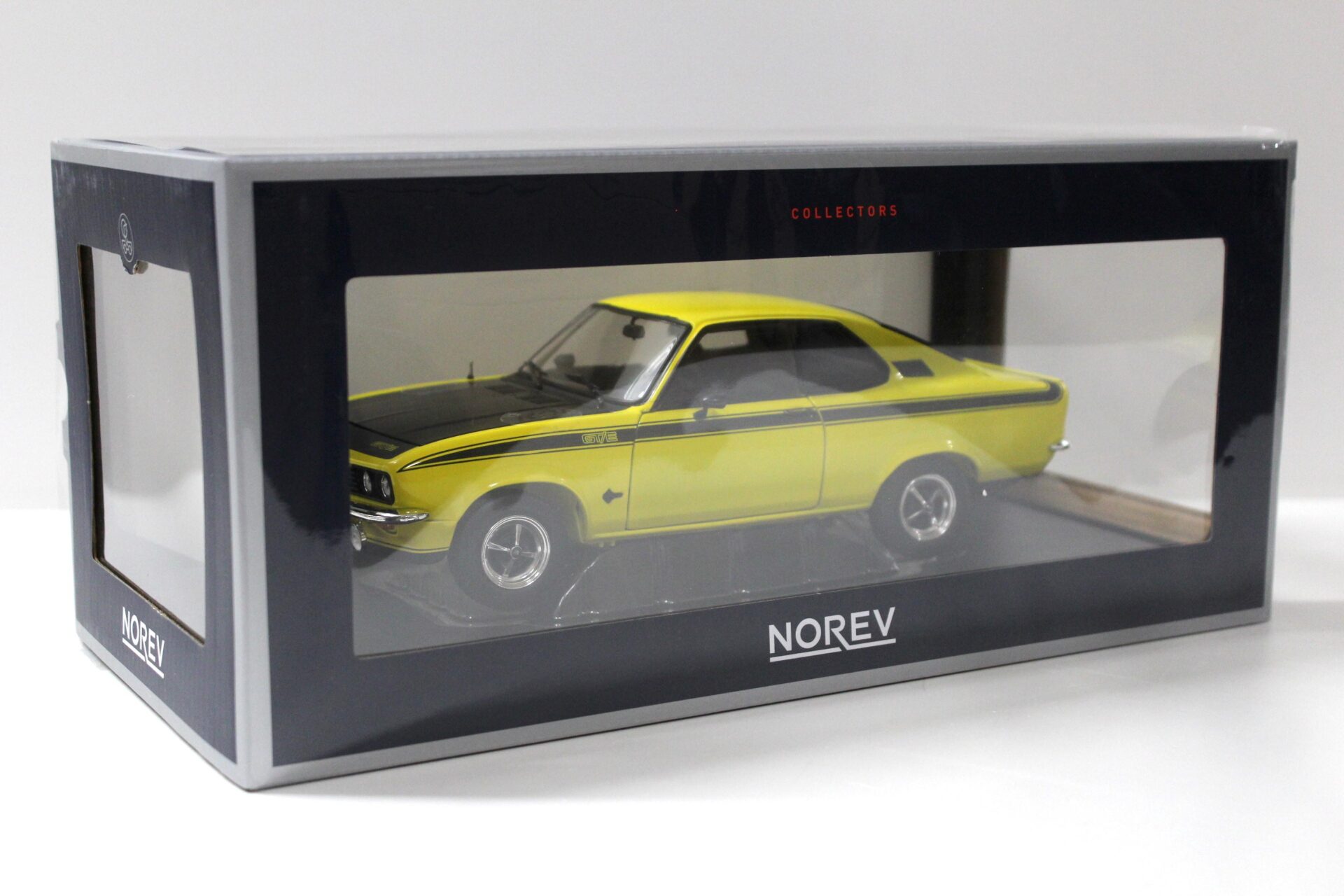 1:18 Norev Opel Manta GT/E Coupe yellow/ black 1975