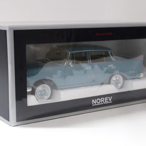 1:18 Norev Mercedes 200 W110 Limousine 1966 green