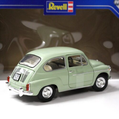 1:18 Revell Seat 600 D light green