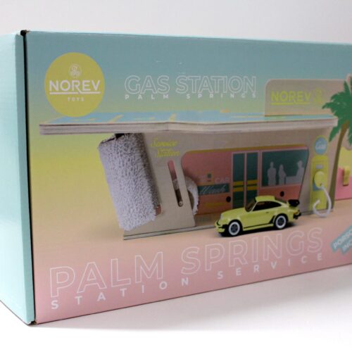 1:43 Norev Gas Station Palm Springs Station Service Diorama Holz + Porsche 911