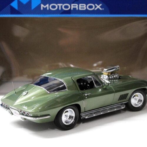 1:18 Exoto Motorbox Chevrolet Corvette C2 Stingray Street Rod green metallic