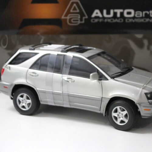 1:18 AUTOart Lexus RX300 silver metallic