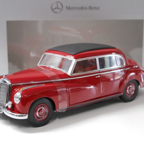 1:18 Norev Mercedes Typ 300 red 1955 DEALER VERSION