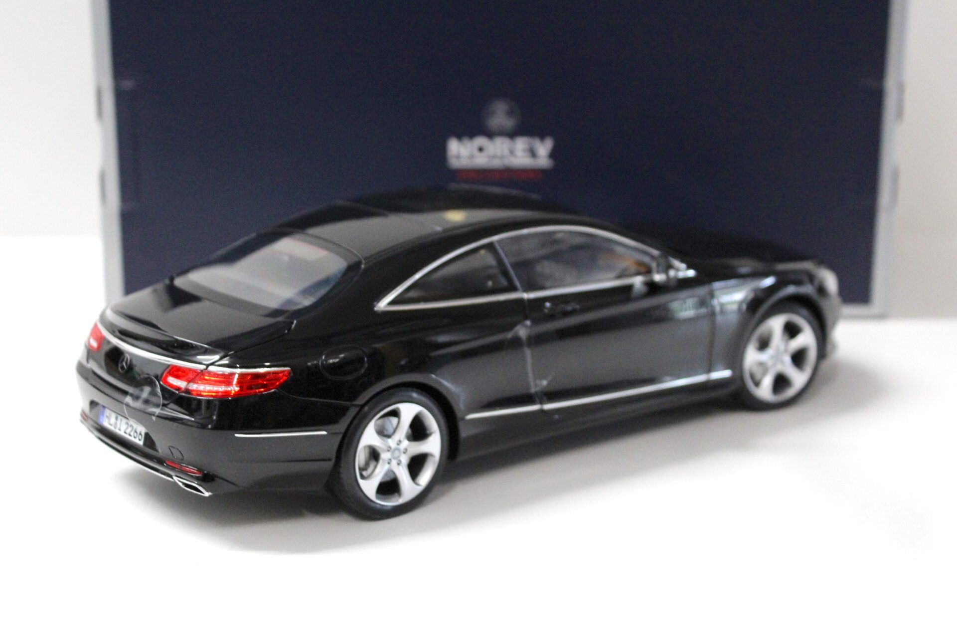 1:18 Norev Mercedes S-Klasse S-Class Coupe 2014 black