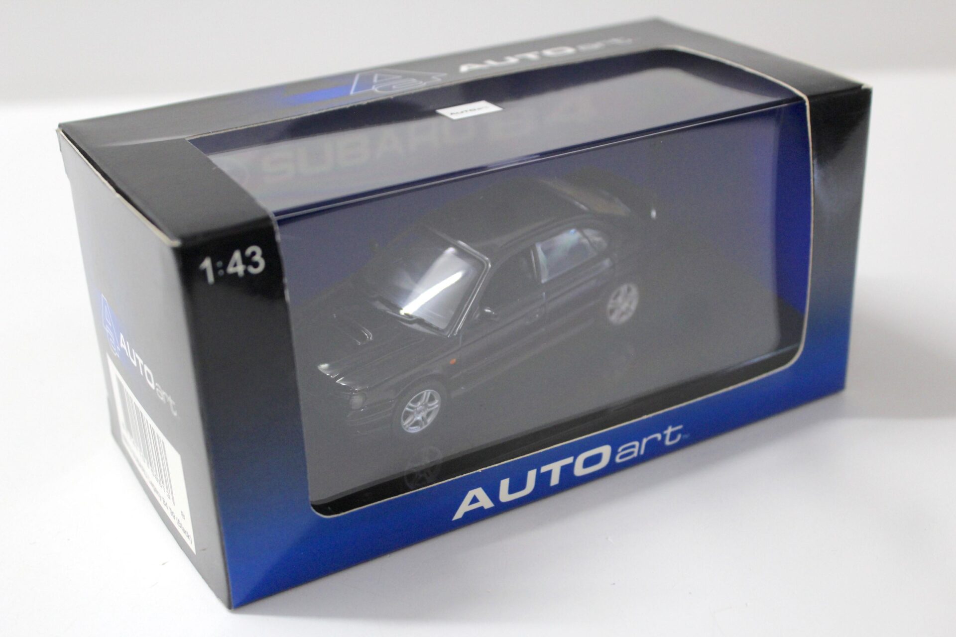 1:43 AUTOart Subaru Legacy B4 Sedan 1999 black