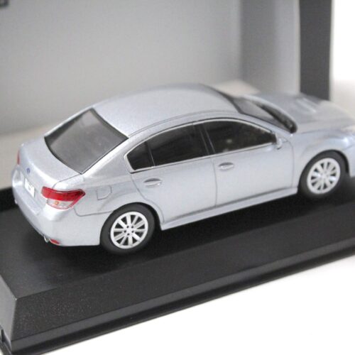 1:43 Kyosho Subaru Legacy B4 Sedan ice silver metallic