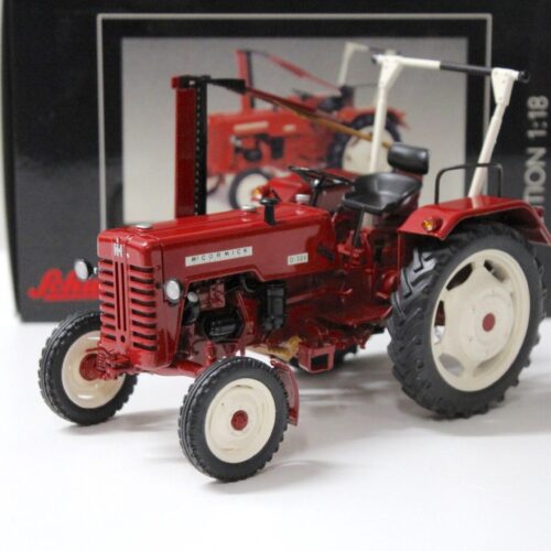 1:18 Schuco Mc Cormick D 326 Traktor red