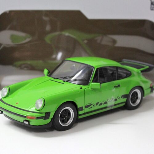 1:18 Solido Porsche 911 (930) Carrera 3.2 Coupe green/ black 1984