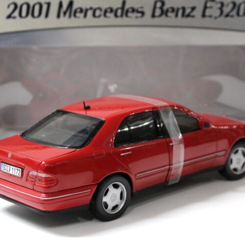 1:18 Sun Star Mercedes E320 Limousine Avantgarde red 2001