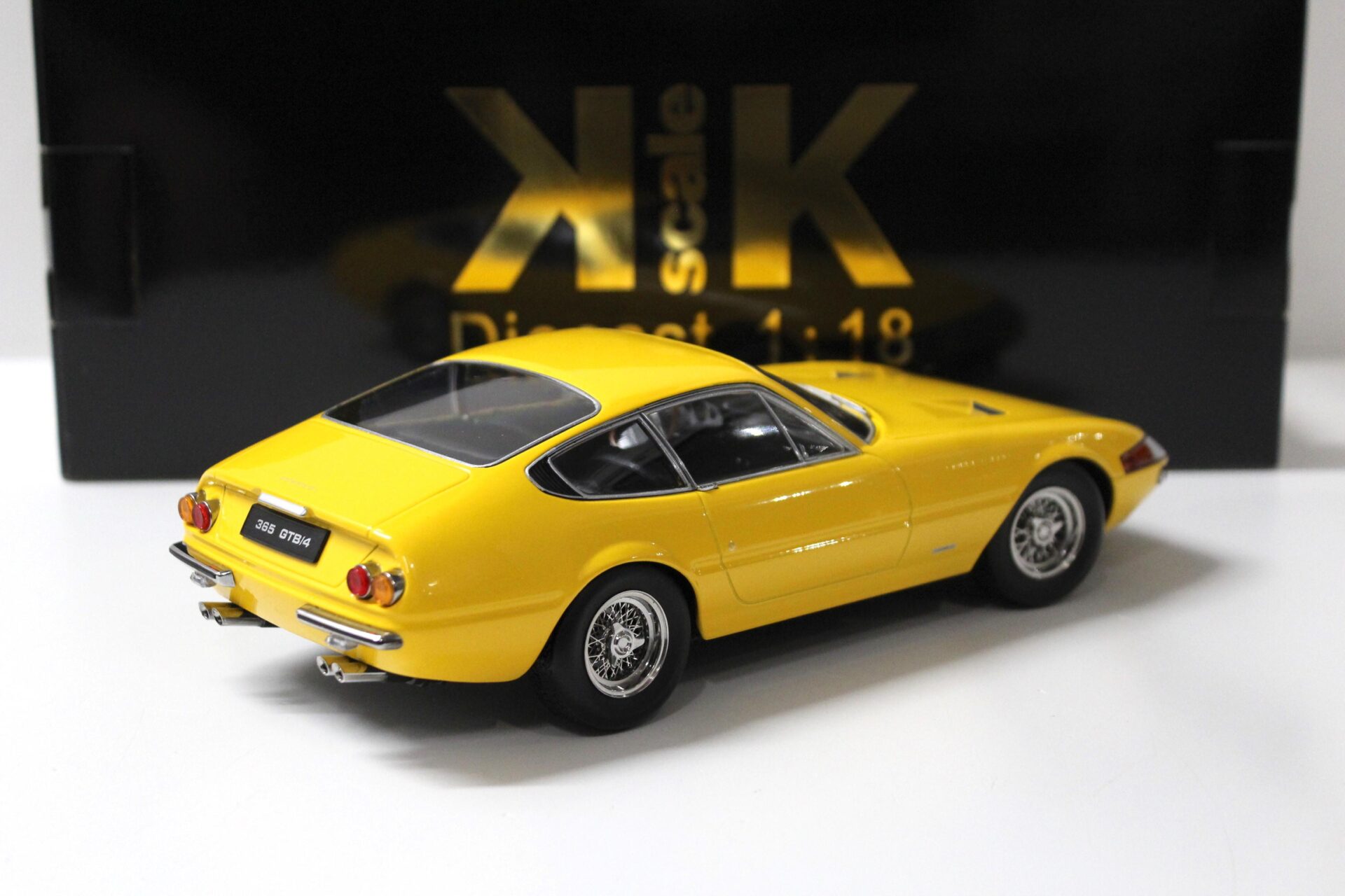 1:18 KK-Scale Ferrari 365 GTB/4 Daytona Coupe 1.Serie 1969 yellow
