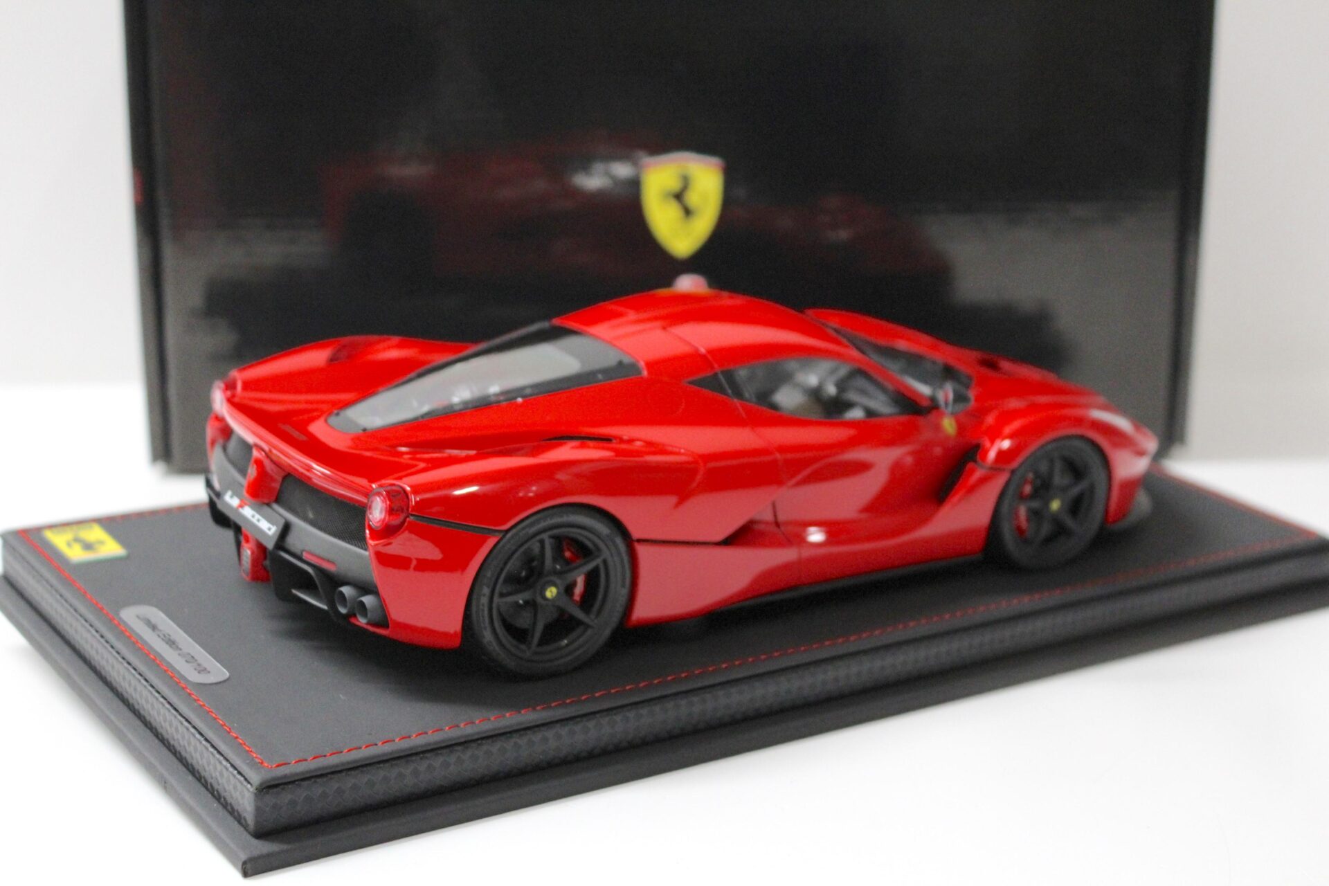 1:18 BBR Ferrari LaFerrari Rosso Corsa 322/ black wheel FULL OPENING LIMITED 100 pcs.