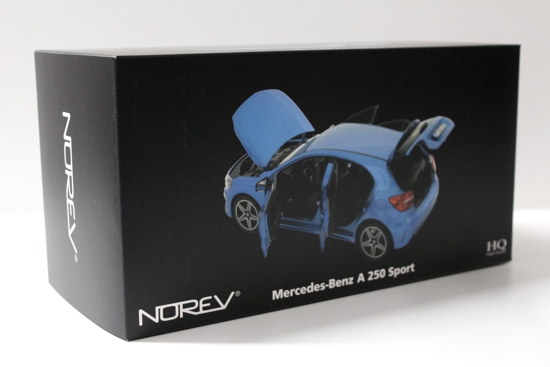1:18 Norev Mercedes A-Klasse A250 Sport 2012 blue metallic