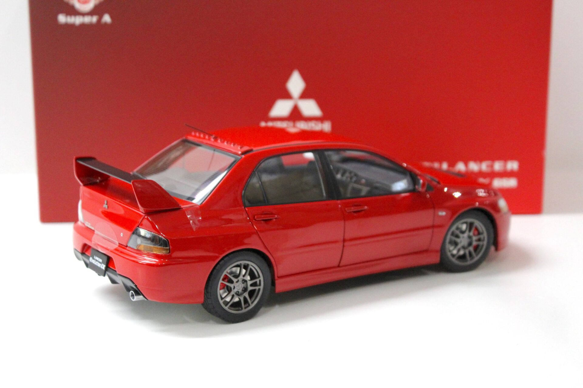 1:18 Kyosho SUPER A Mitsubishi Lancer Evolution IX GSR red