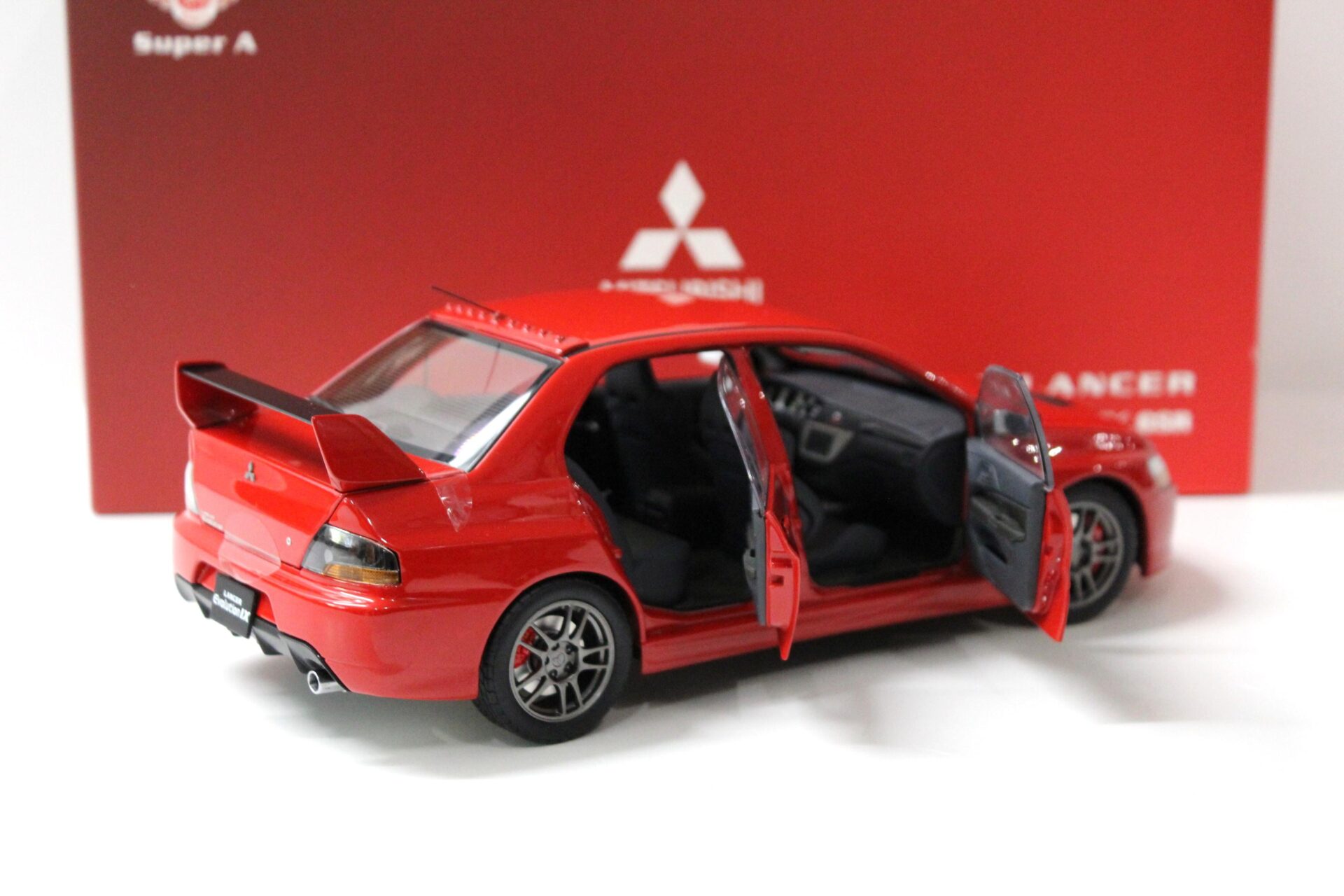 1:18 Kyosho SUPER A Mitsubishi Lancer Evolution IX GSR red