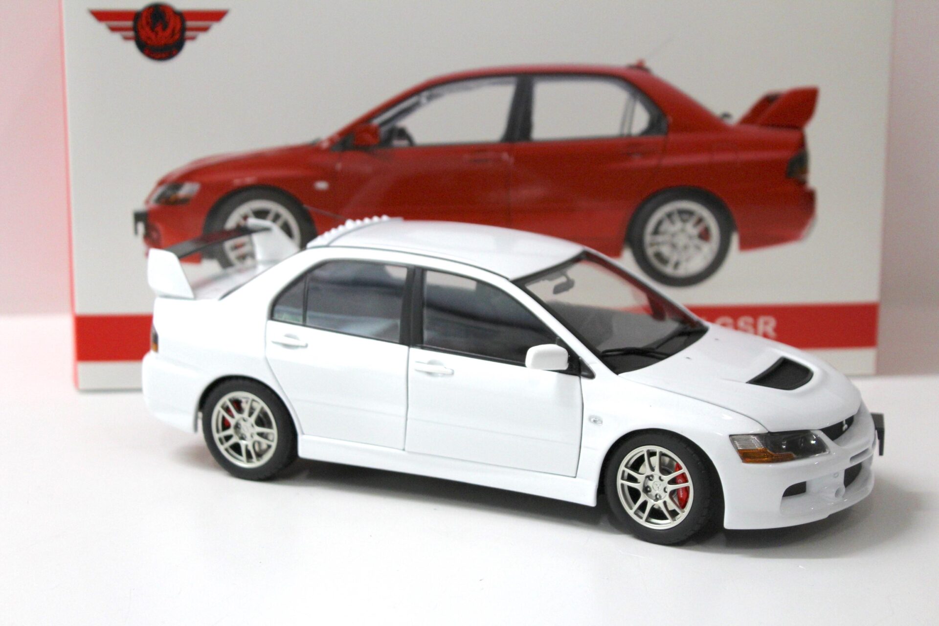 1:18 Kyosho SUPER A Mitsubishi Lancer Evolution IX GSR white