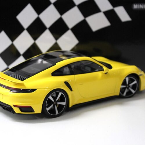 1:18 Minichamps Porsche 911 (992) Turbo S Coupe 2020 yellow
