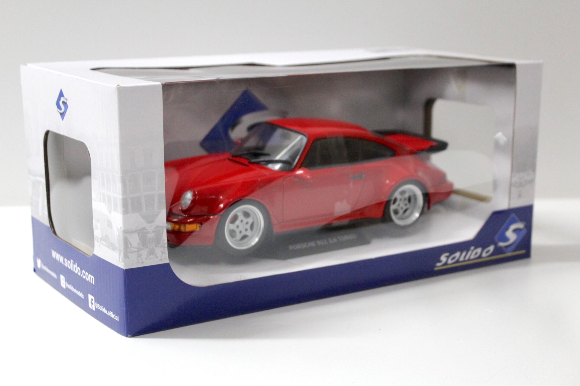 1:18 Solido Porsche 911 (964) Turbo 3.6 Coupe red 1990