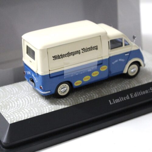 1:43 Premium ClassiXXs DKW Schnelllaster Milchversorgung Nürnberg white/ blue