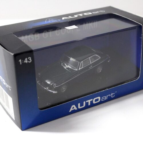 1:43 AUTOart MGB GT Coupe MKII 1969 Racing green