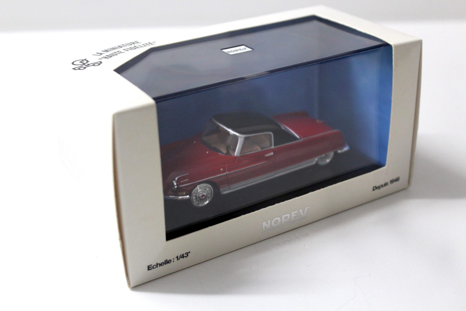 1:43 Norev Citroen Coupe CHAPRON "Le Dandy" red/ black roof