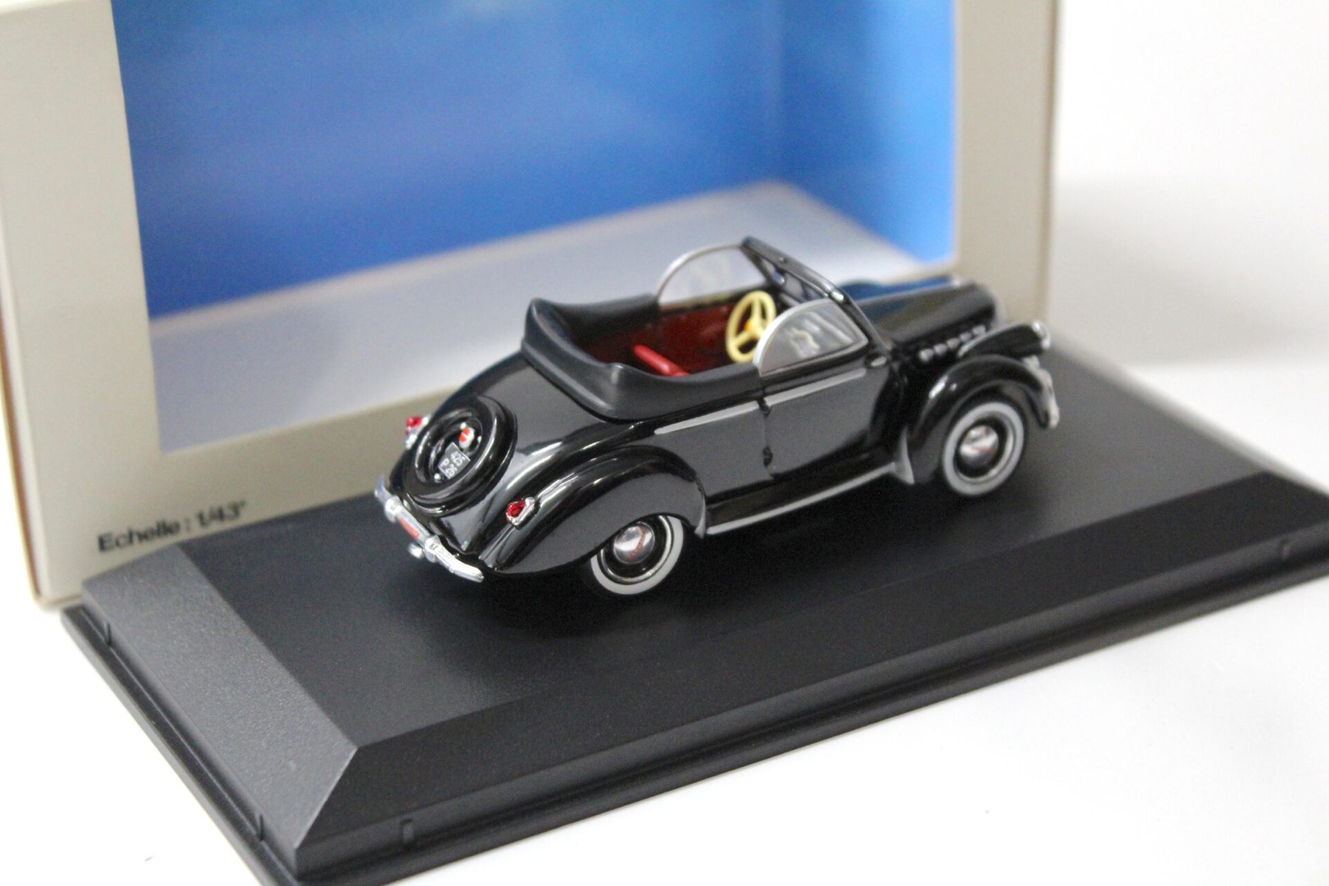 1:43 Norev Panhard Dyna X Cabriolet black