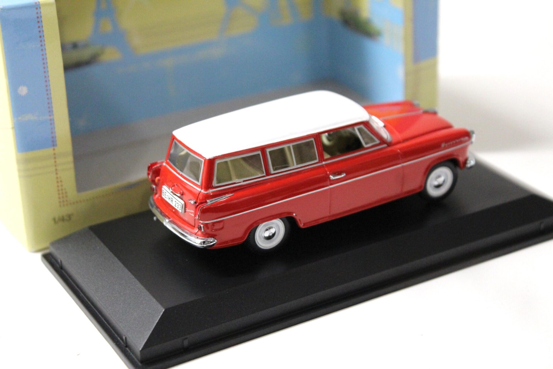 1:43 Norev Borgward Isabella Combi Kombi red/ white roof