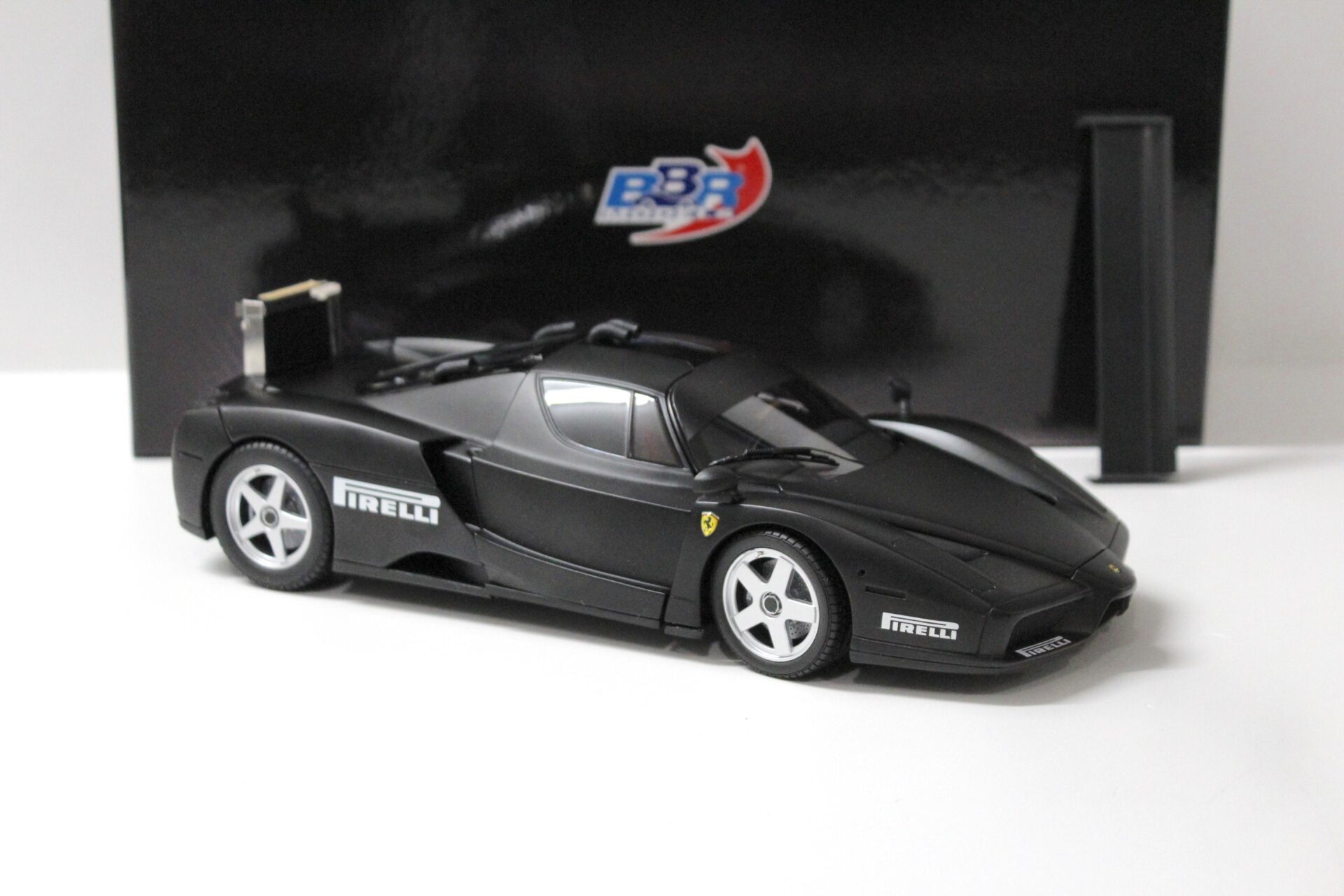 1:18 BBR Ferrari Enzo TEST Version Monza 2003 matt black - Limited 999 pcs.