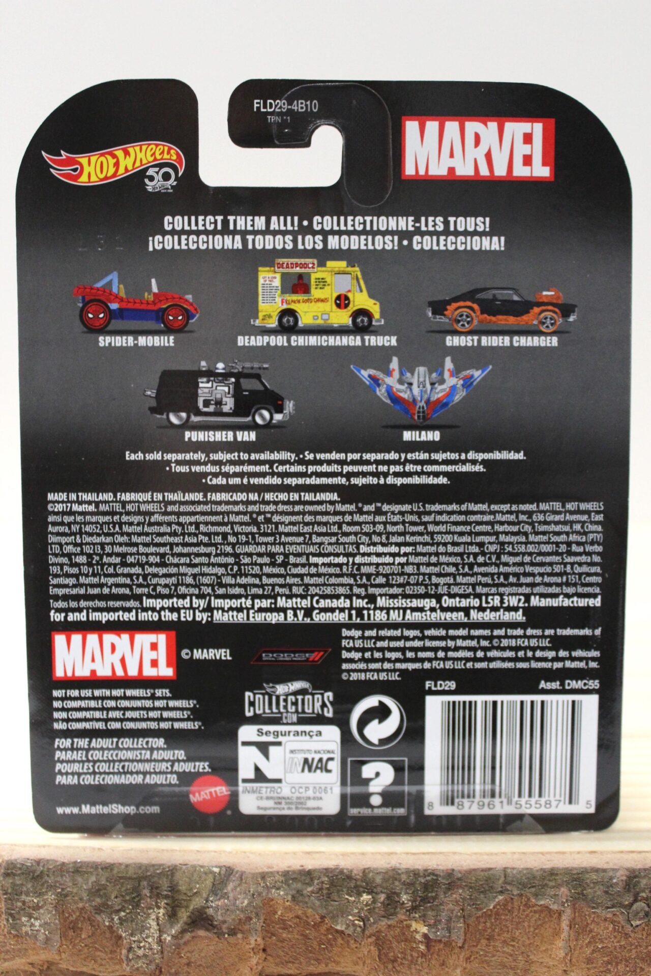 1:64 Hot Wheels Retro Entertainment MARVEL Punisher Van black