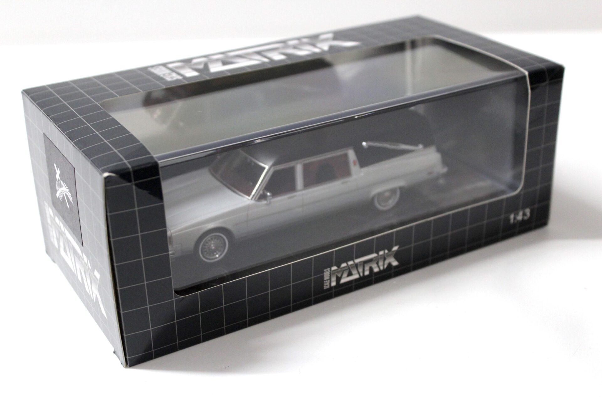 1:43 Matrix Oldsmobile Ninety Eight Eureka Regent Landaulet Hearse silver