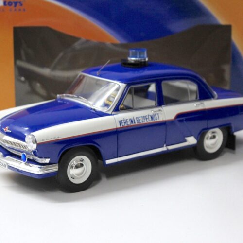 1:18 FOX TOYS IST Wolga Volga GAZ M21 Limousine Praha Prag Police Polizei
