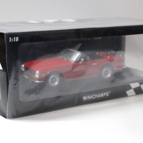 1:18 Minichamps Triumph TR6 Roadster 1969 RHD red