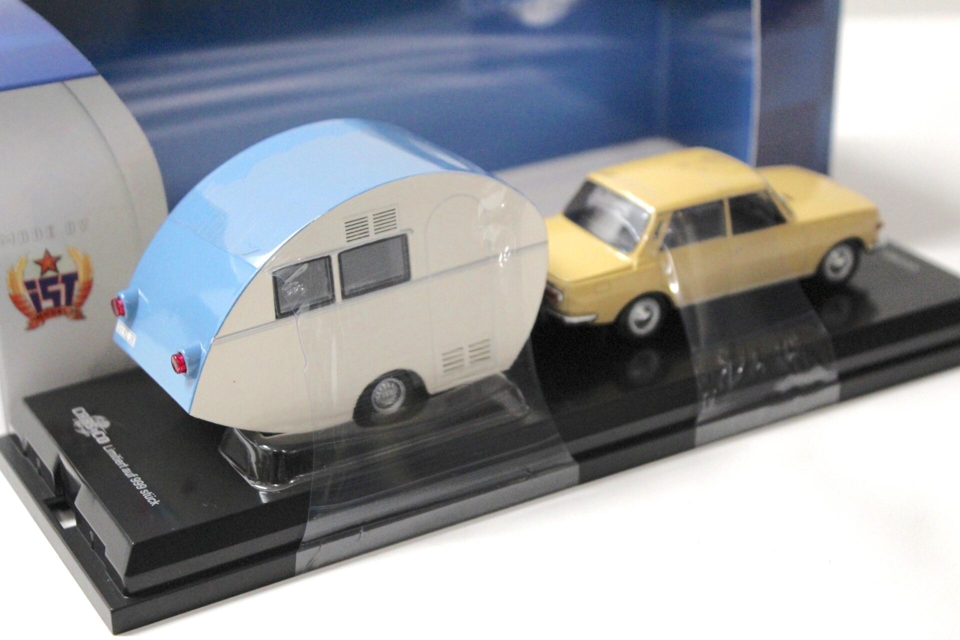 1:43 Cars&Co IST Wartburg 353 Sedan 1967 + Würdig 301 Caravan Wohnwagen