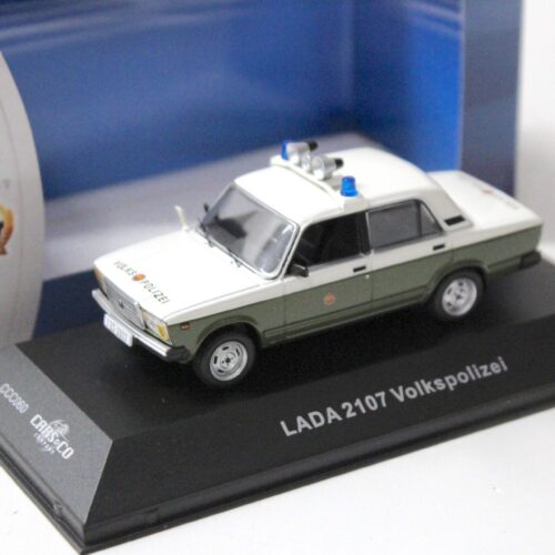 1:43 Cars&Co IST Lada 1200 (2107) Sedan Volkspolizei VP green/ white