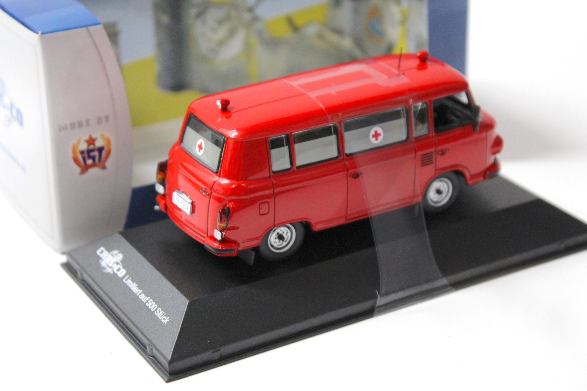 1:43 Cars&Co IST Barkas B1000 Van Feuerwehr 1970 red