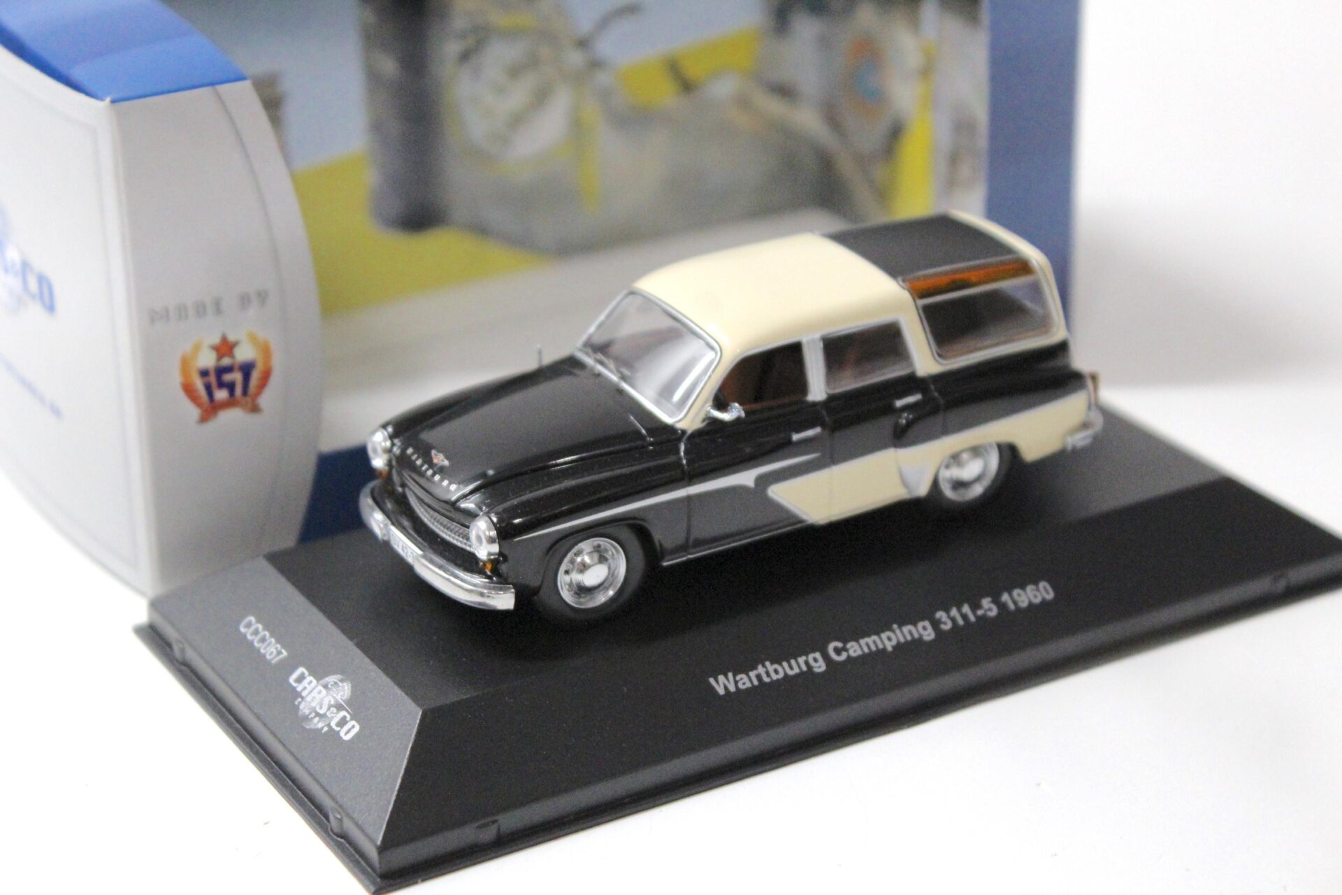 1:43 Cars&Co IST Wartburg Camping 311-5 Kombi 5-Türer 1960 black/ beige