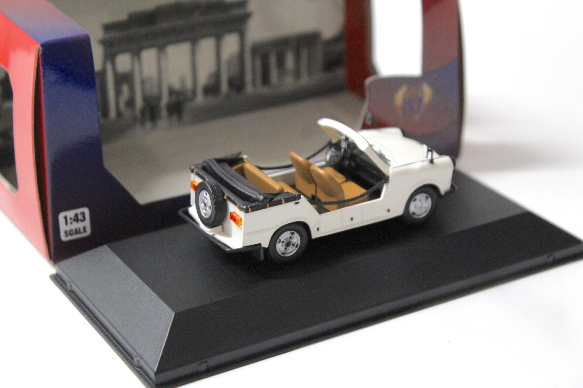1:43 IST Models Trabant Tramp Cabrio 1978 white