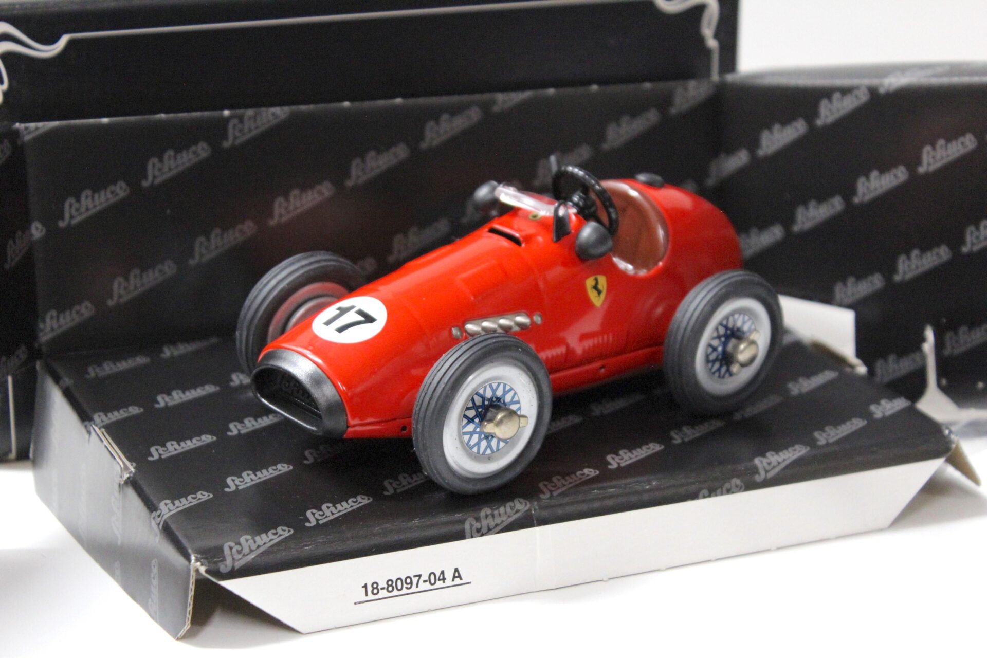 ID 56494 orig 1.jpg Schuco-Classic 01025 Grand Prix Racer 1070 GP red #17