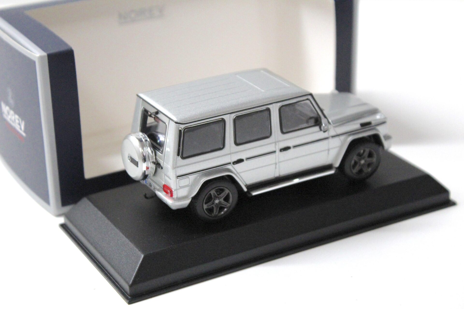 1:43 Norev Mercedes G-Klasse G-Class 2015 silver metallic