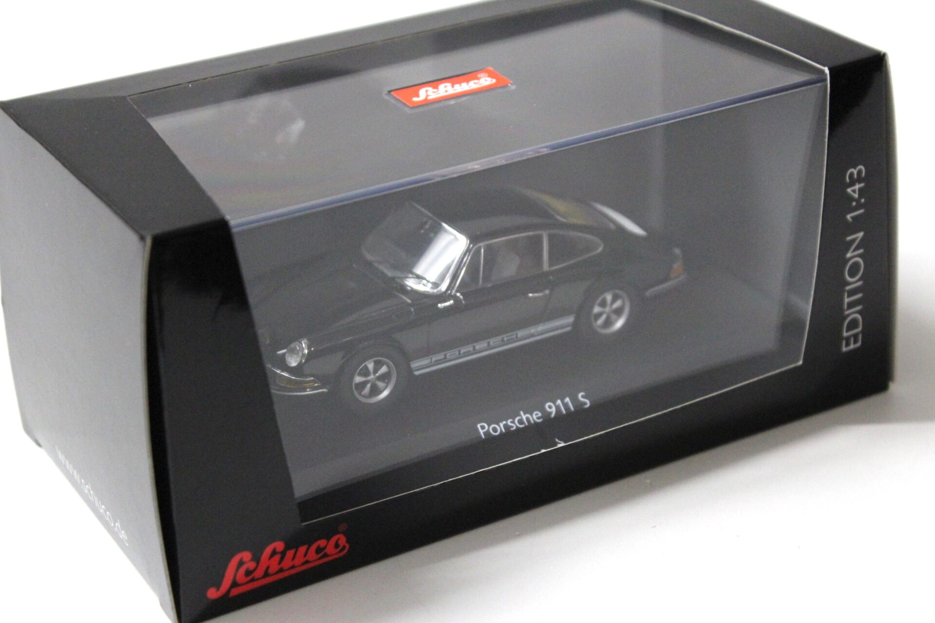 1:43 Schuco Porsche 911 S Coupe black