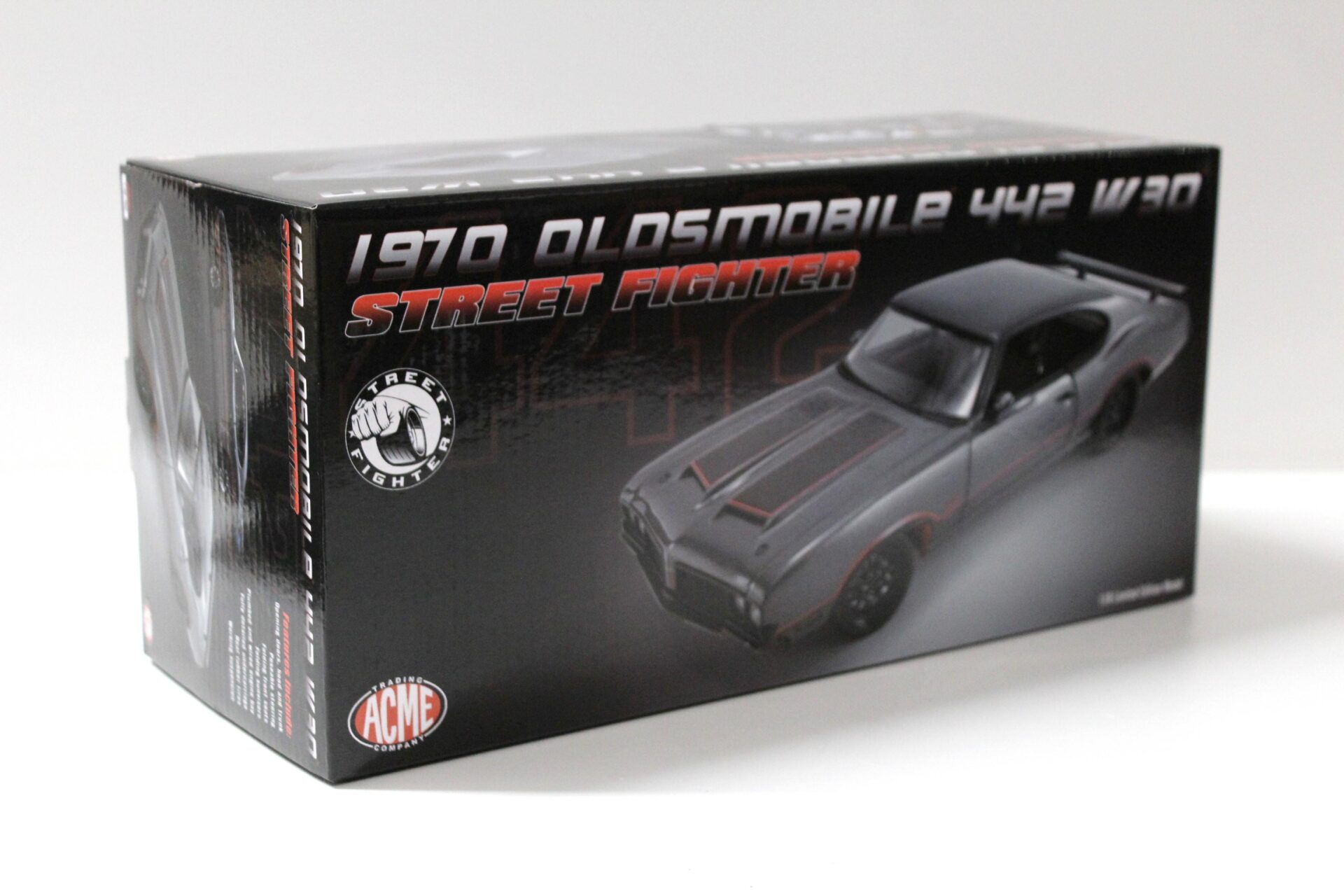 1:18 ACME 1970 Oldsmobile 442 W-30 Street Fighter grey metallic/ red