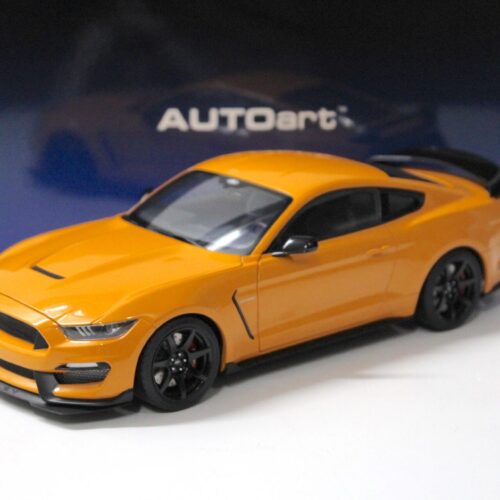 1:18 AUTOart Ford Shelby GT-350R 2017 Fury orange
